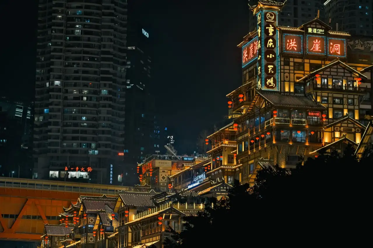 2025年广州贸易服务行业趋势：数字化转型与智能采购方案